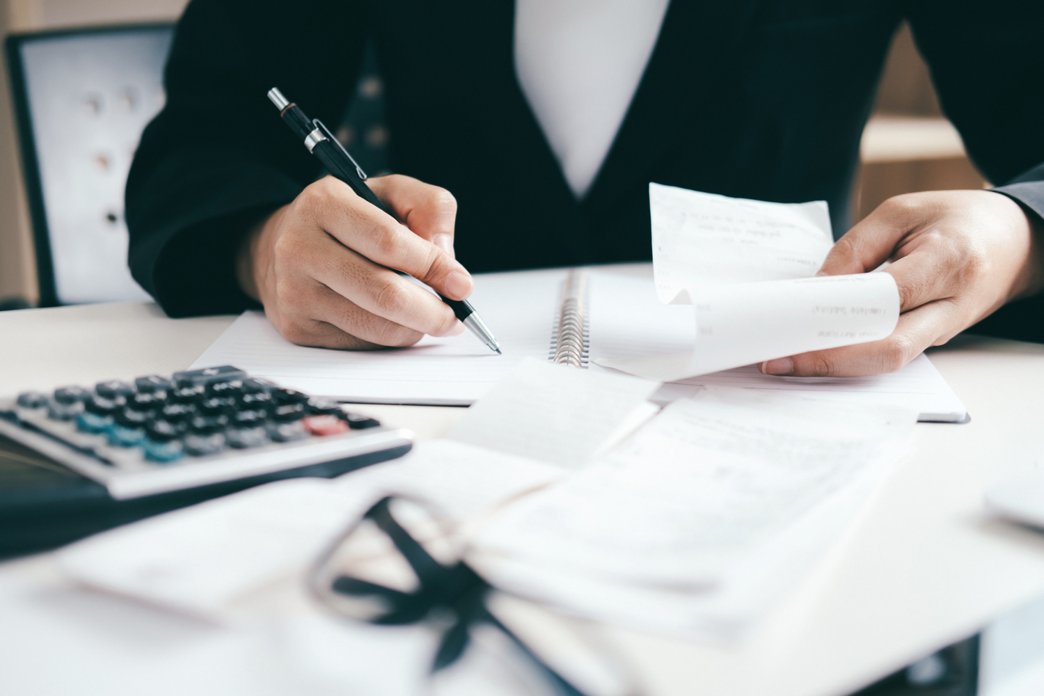 accountant-is-calculate-the-budget-2021-09-04-01-49-28-utc